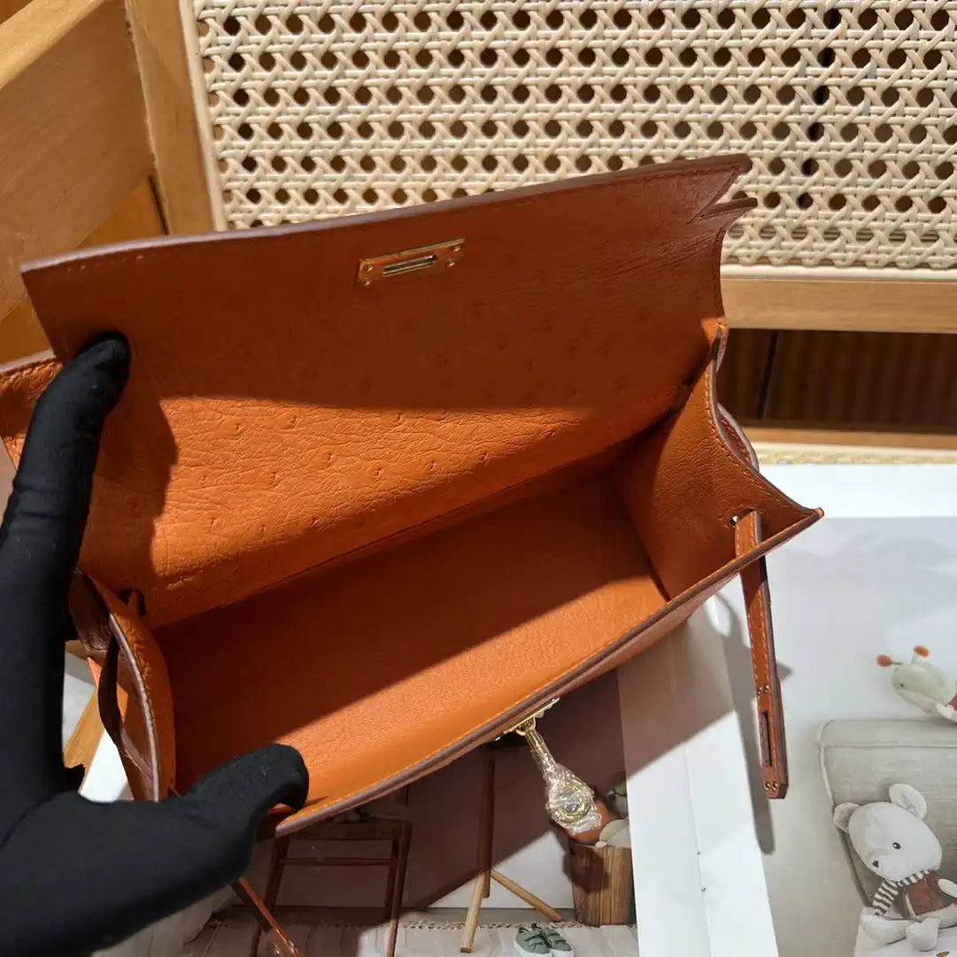 Hermes Kelly Pouchette Ostrich Leather clutch bag Silver H230301