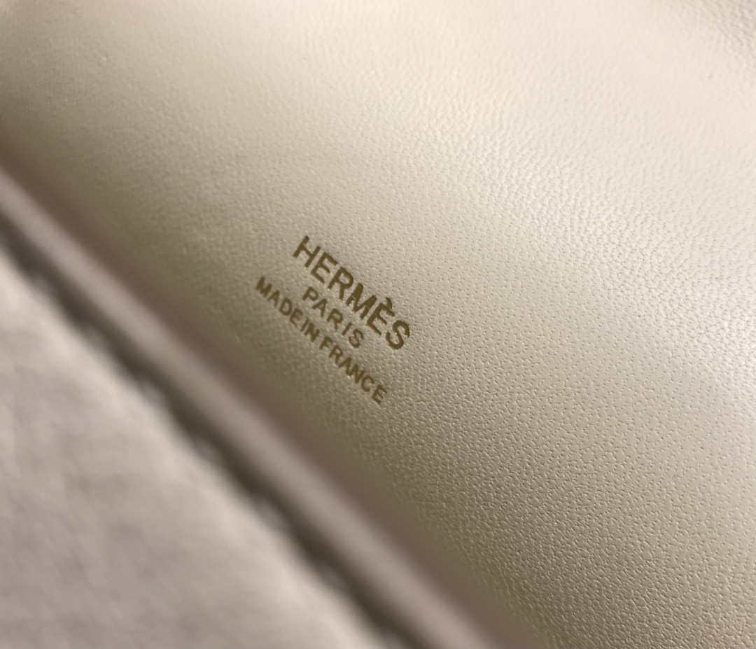 Hermes Kelly Pouchette Swift Leather clutch bag Gold H230266 - Default Title - View 7