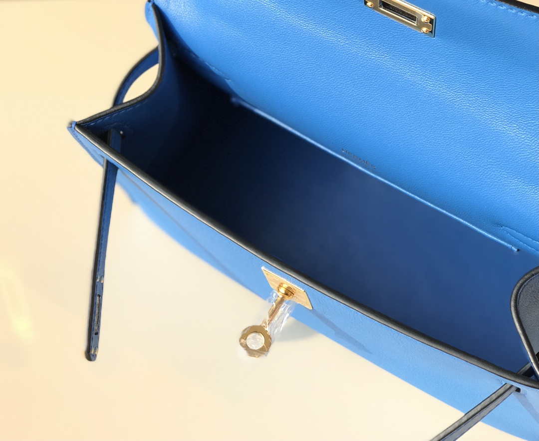 Hermes Kelly Pouchette Swift Leather clutch bag Gold H230267 - Default Title - View 9