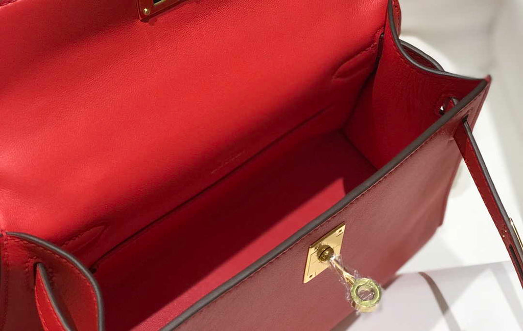 Hermes Kelly Pouchette Swift Leather clutch bag Gold H230268