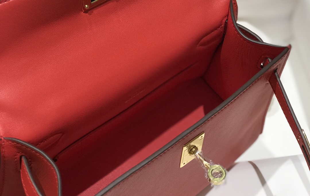 Hermes Kelly Pouchette Swift Leather clutch bag Gold H230268 - Default Title - View 9