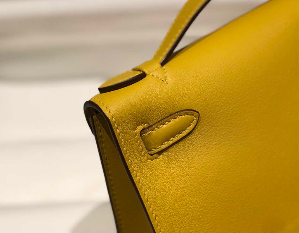 Hermes Kelly Pouchette Swift Leather clutch bag Gold H230269