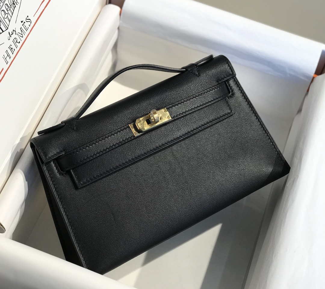Hermes Kelly Pouchette Swift Leather clutch bag Gold H230270 - Default Title - View 3