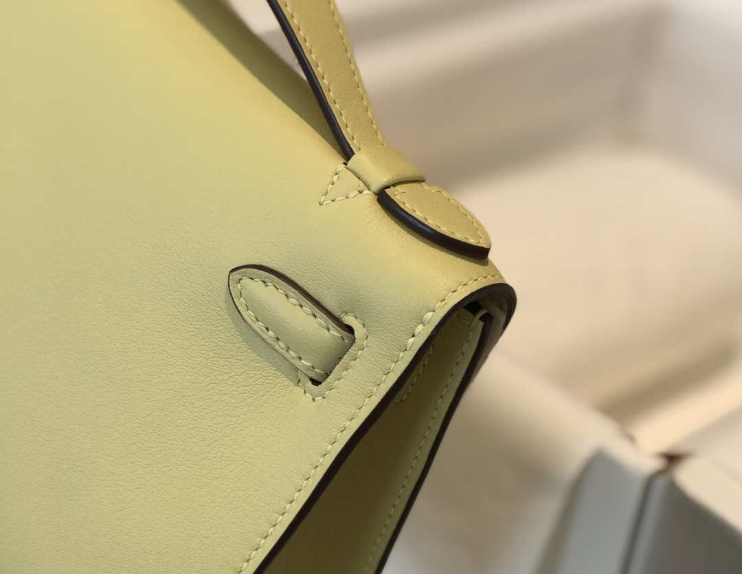 Hermes Kelly Pouchette Swift Leather clutch bag Gold H230272 - Default Title - View 7