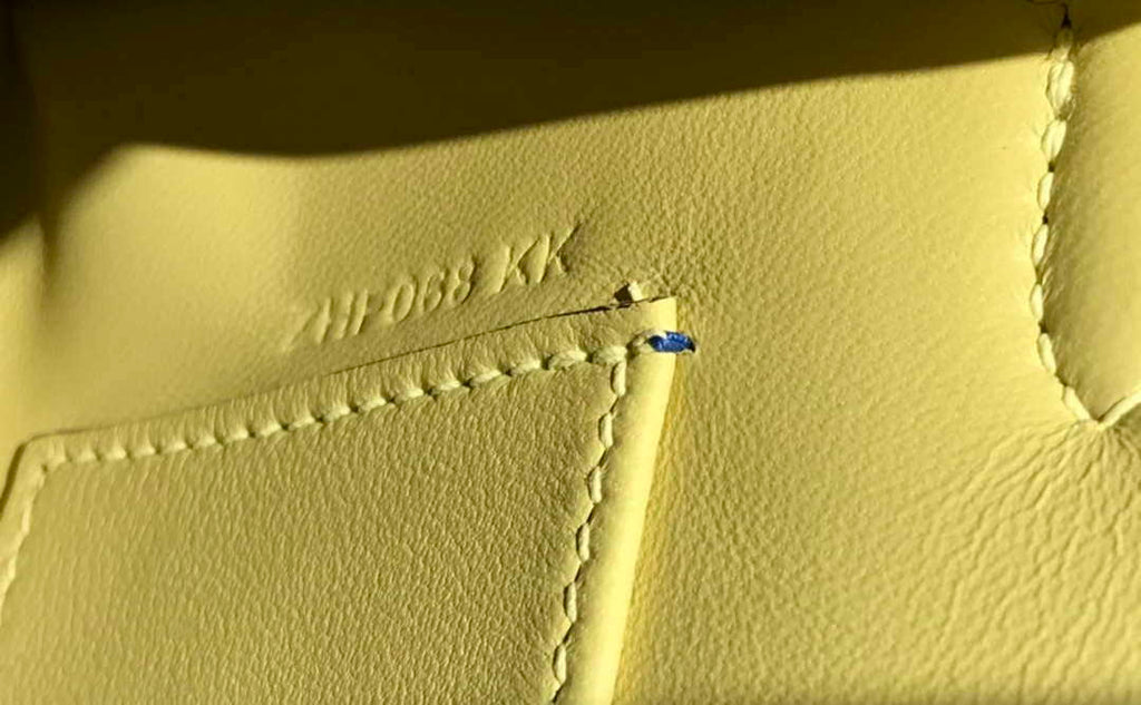 Hermes Kelly Pouchette Swift Leather clutch bag Gold H230272