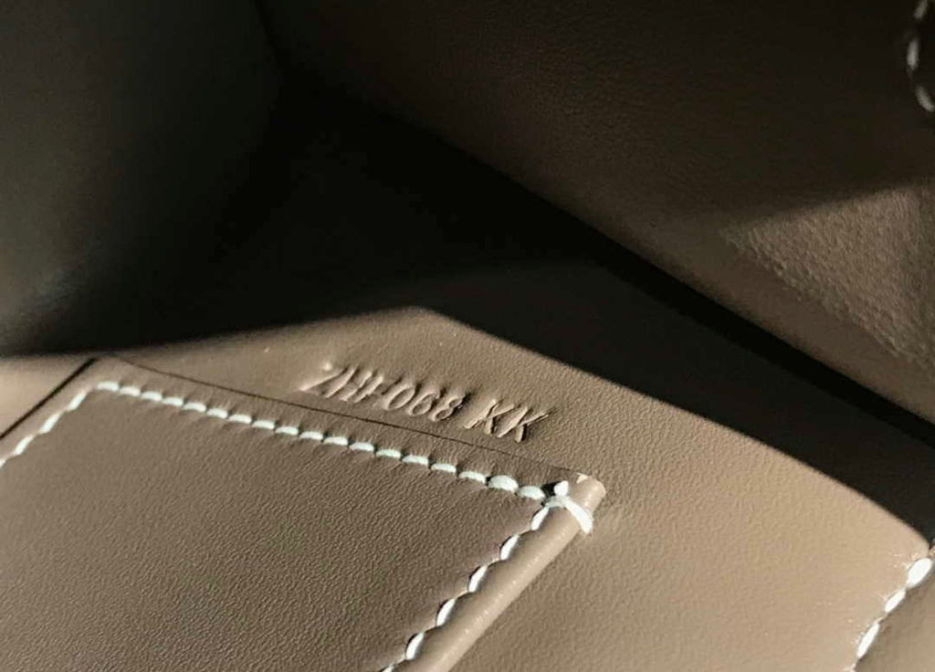 Hermes Kelly Pouchette Swift Leather clutch bag Gold H230274