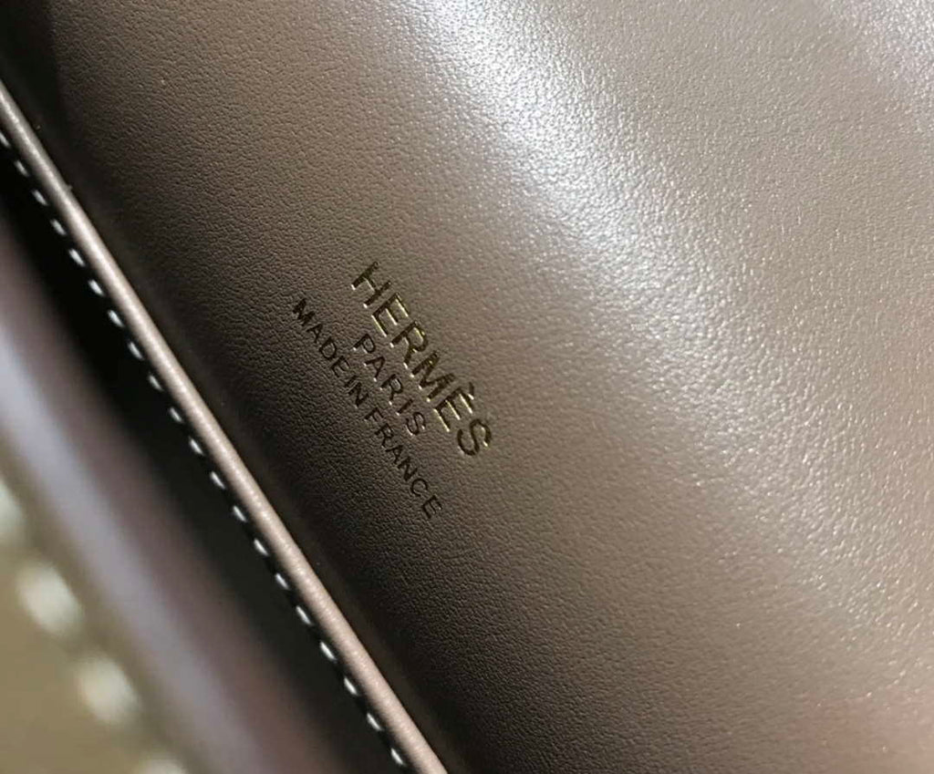 Hermes Kelly Pouchette Swift Leather clutch bag Gold H230274