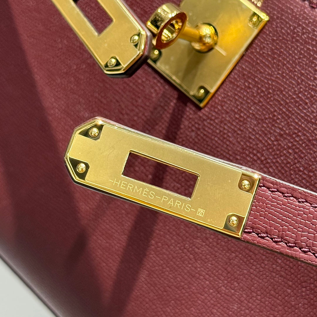 Hermes Lychee pattern Kelly Elan Clutch Bag H232005