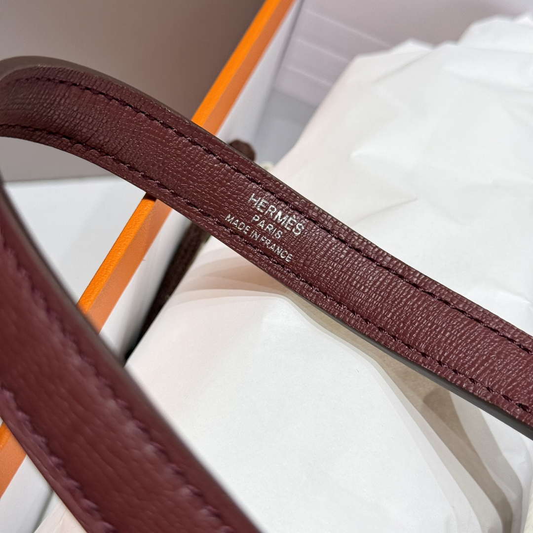 Hermes Lychee pattern Kelly Elan Clutch Bag H232005