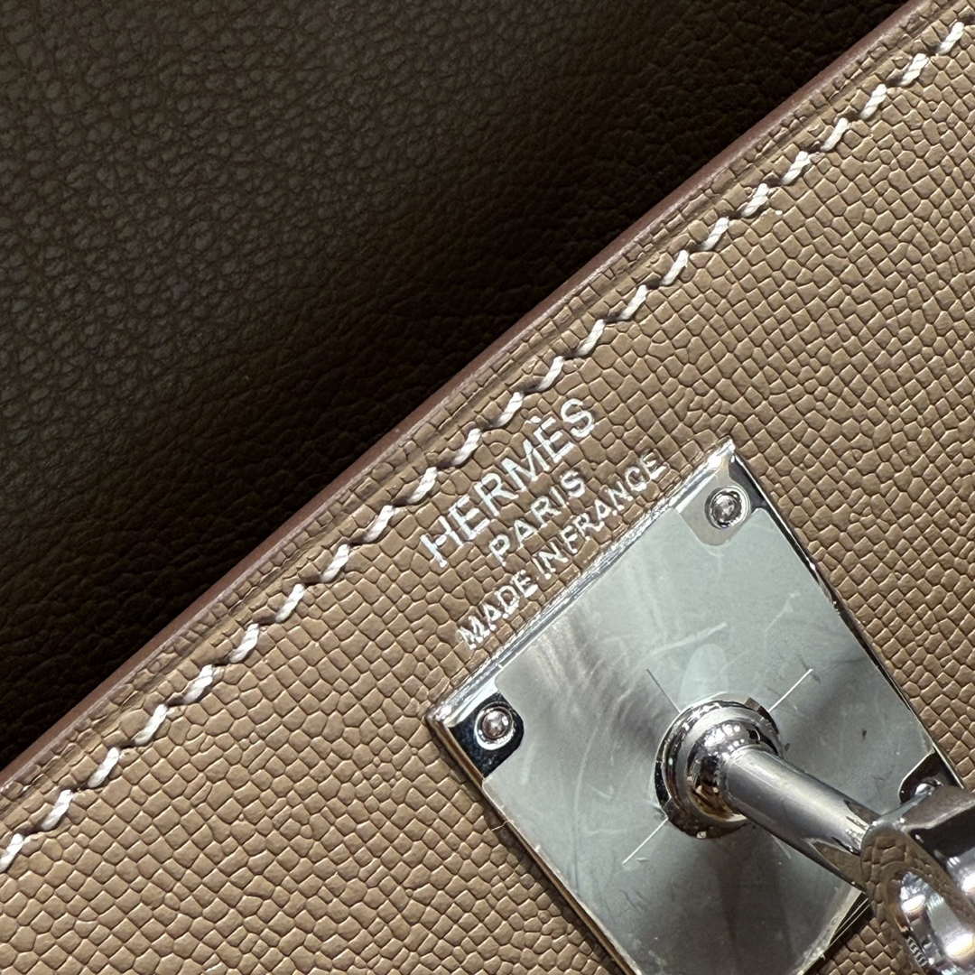 Hermes Lychee pattern Kelly Elan Clutch Bag H232006