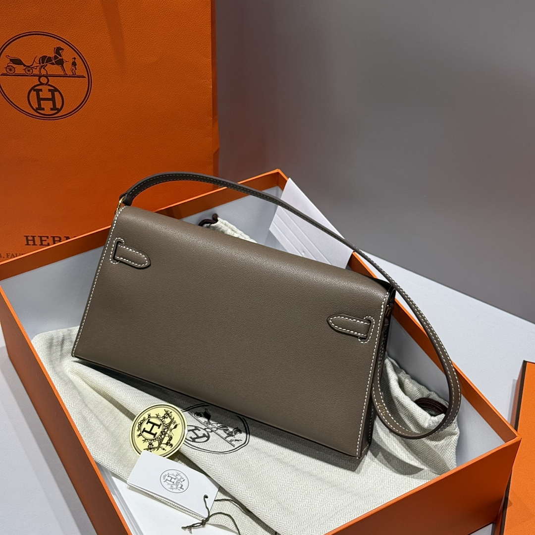 Hermes Lychee pattern Kelly Elan Clutch Bag H232006
