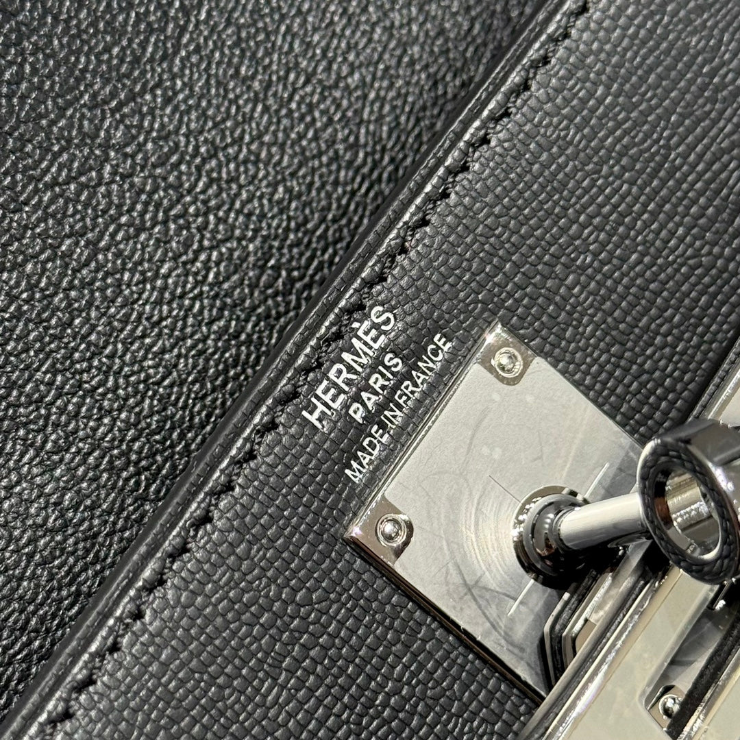 Hermes Lychee pattern Kelly Elan Clutch Bag H232007