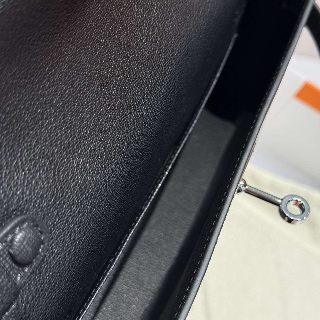 Hermes Lychee pattern Kelly Elan Clutch Bag H232007