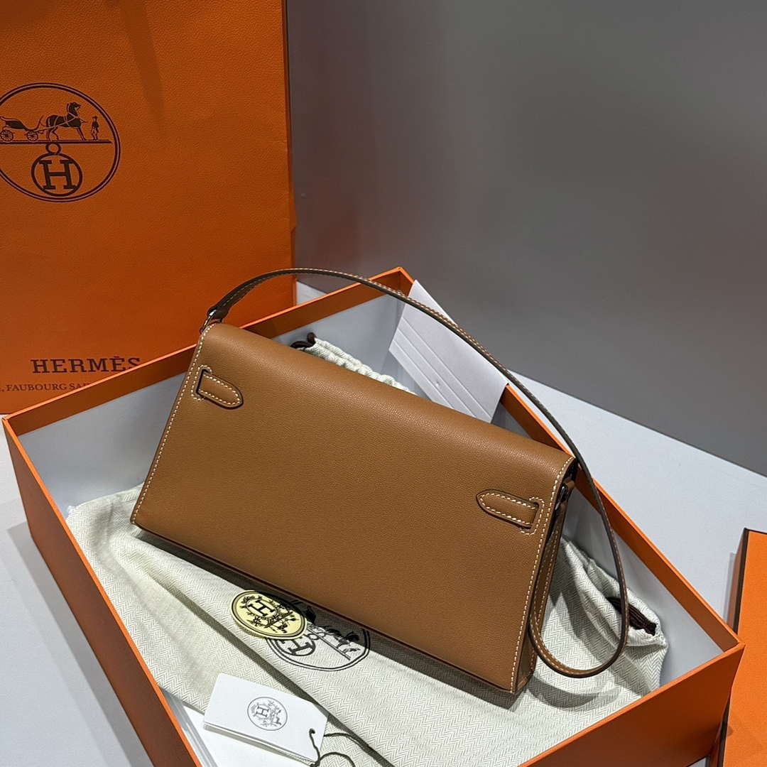 Hermes Lychee pattern Kelly Elan Clutch Bag H232008