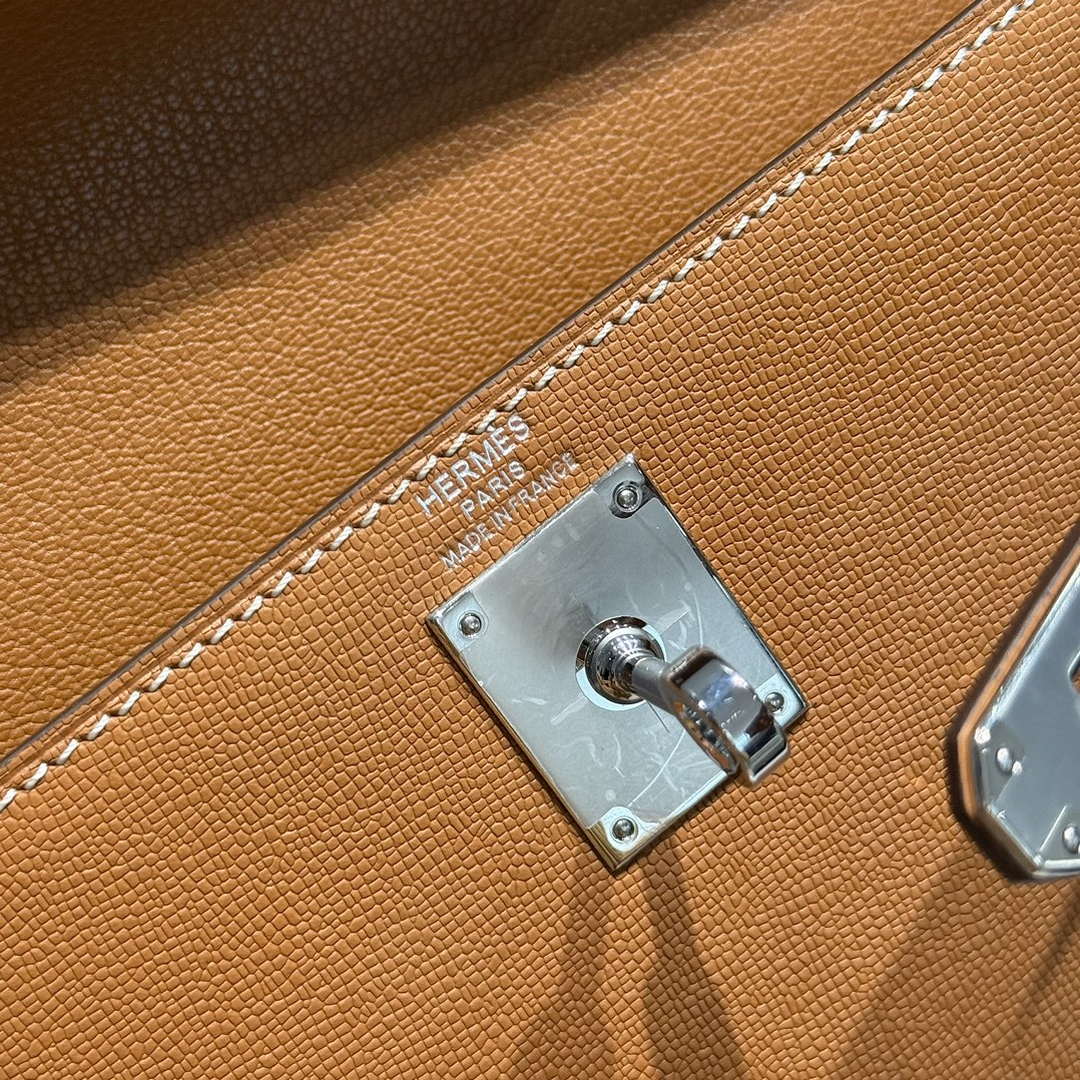 Hermes Lychee pattern Kelly Elan Clutch Bag H232008