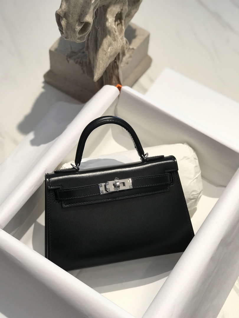 Hermes Mini Kelly 19CM Fine grain calfskin Shoulder Bag H231301