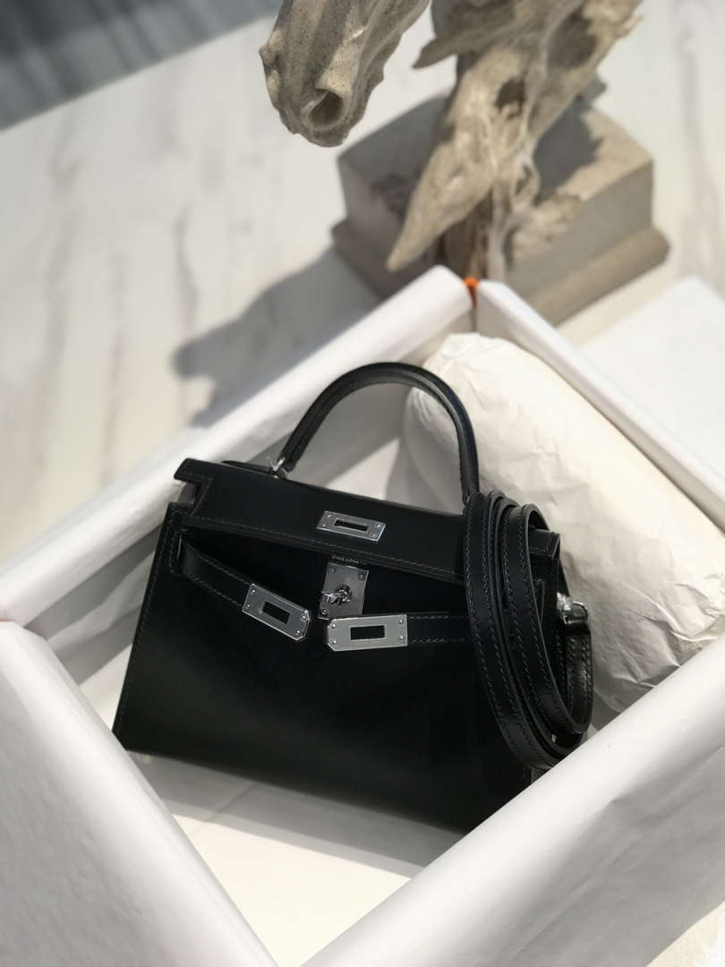 Hermes Mini Kelly 19CM Fine grain calfskin Shoulder Bag H231301