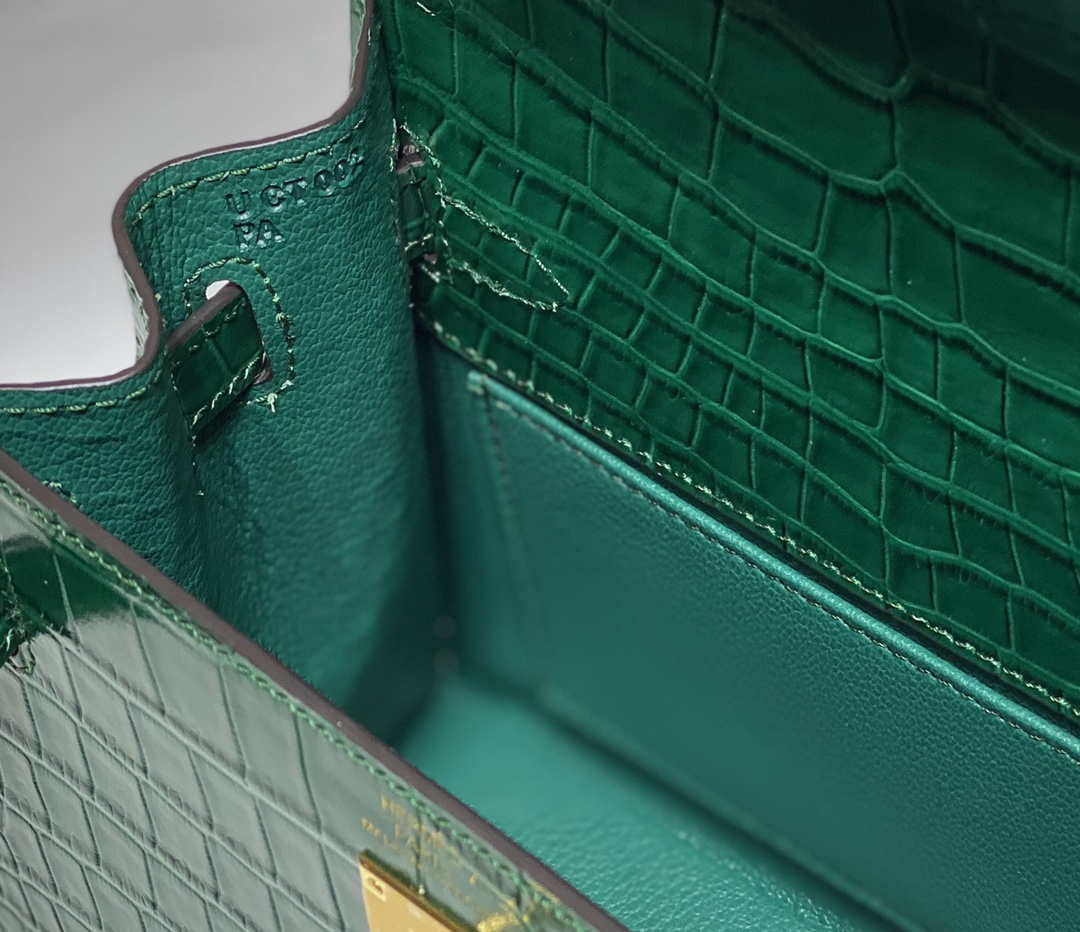 Hermes Mini Kelly 20 cm Crocodile Leather H92031
