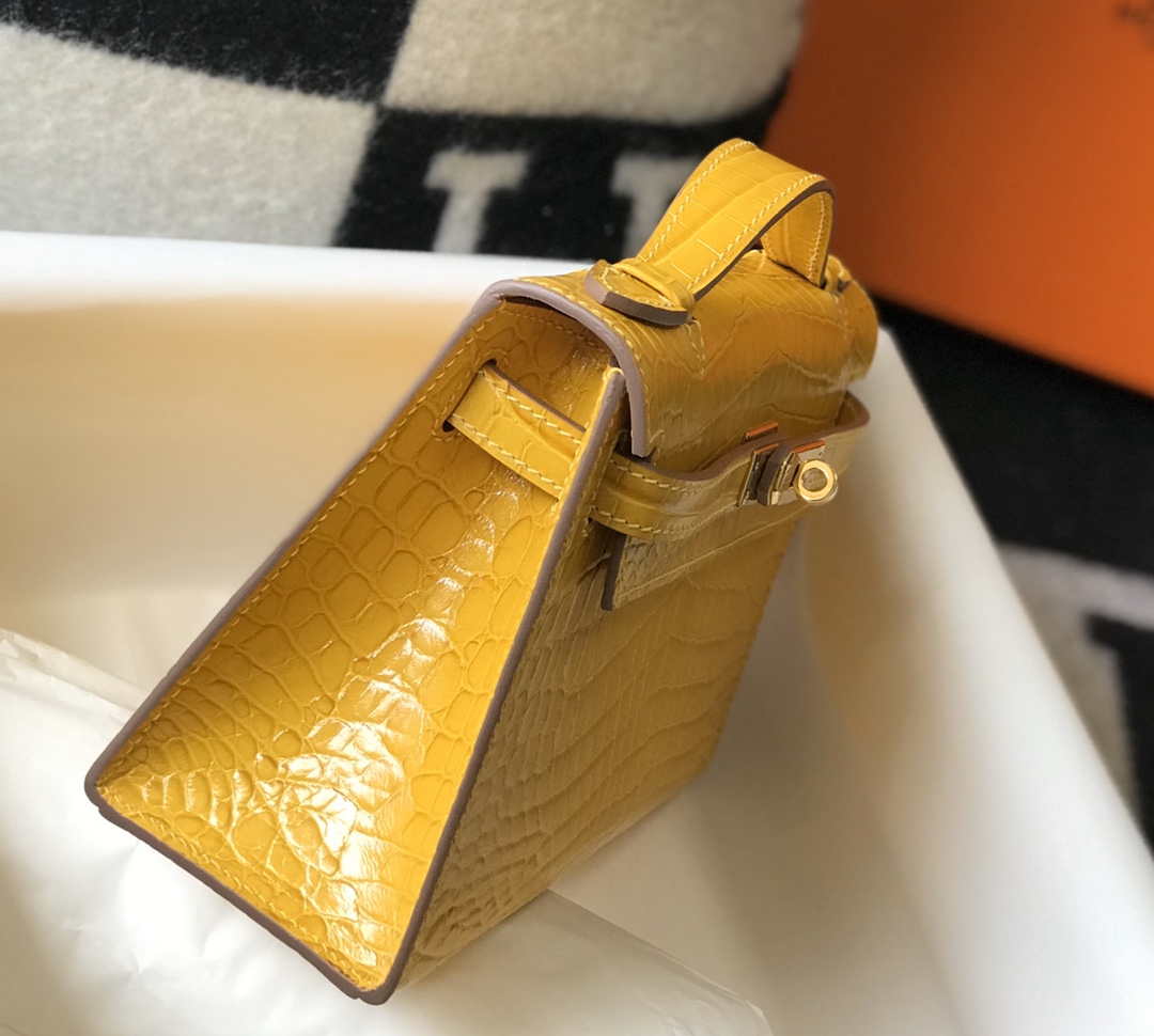 Hermes Mini Kelly Pouchette Crocodile Leather H230233 Yellow