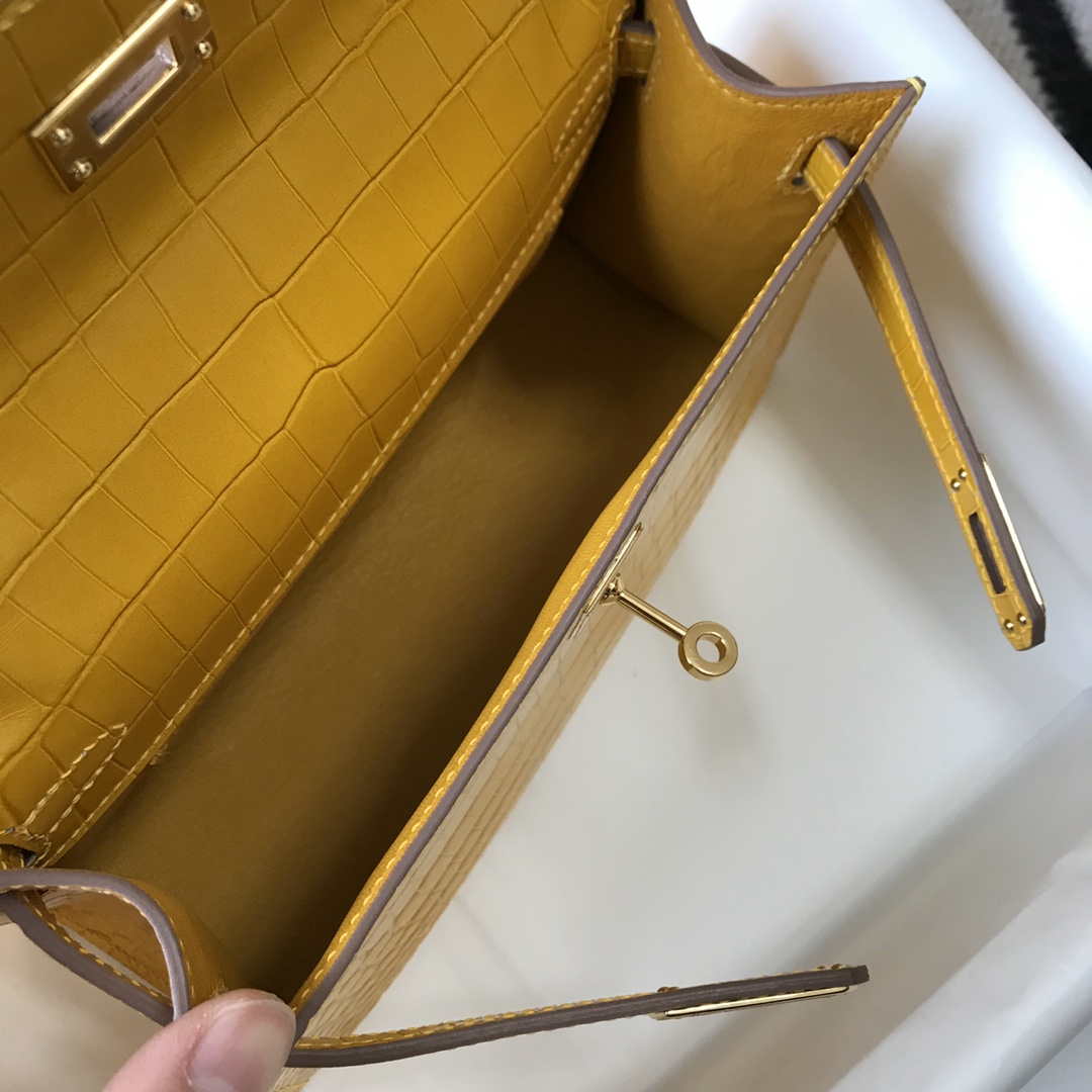 Hermes Mini Kelly Pouchette Crocodile Leather H230233 Yellow - Default Title - View 8