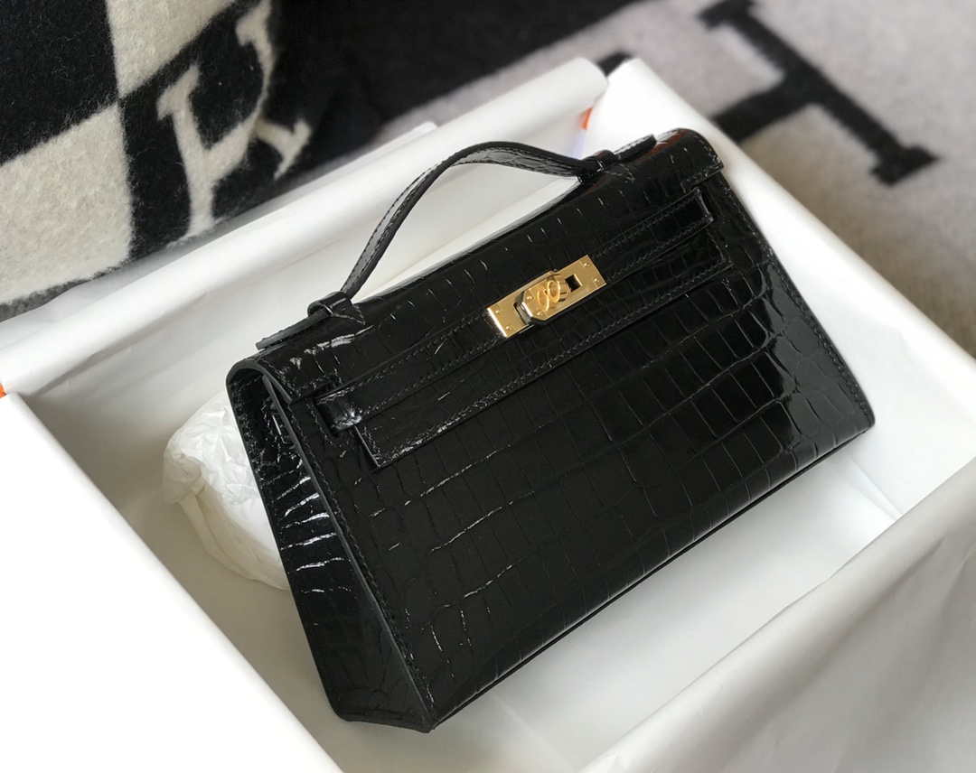 Hermes Mini Kelly Pouchette Crocodile Leather H230234 Black - Default Title - View 4