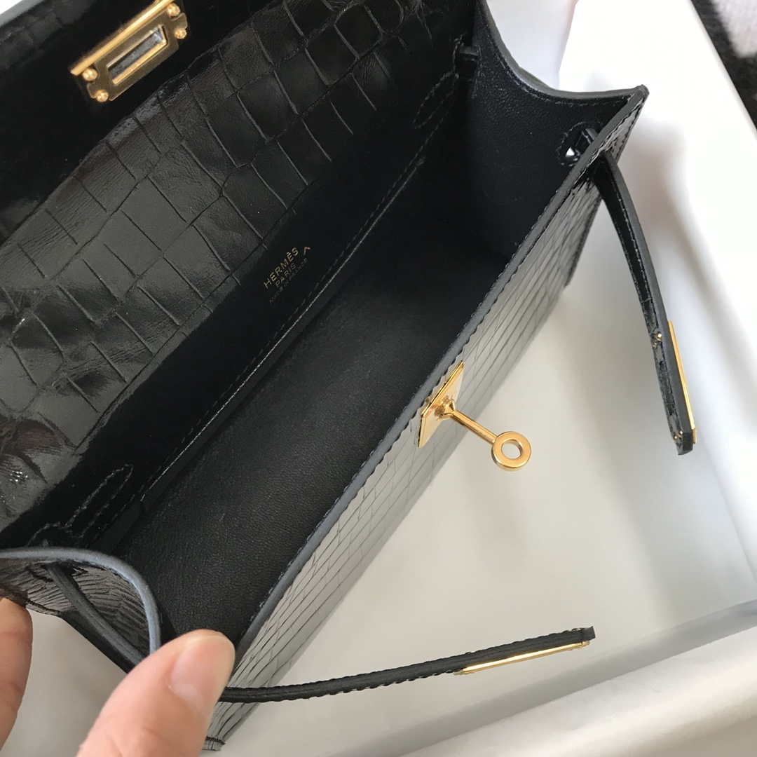 Hermes Mini Kelly Pouchette Crocodile Leather H230234 Black - Default Title - View 9