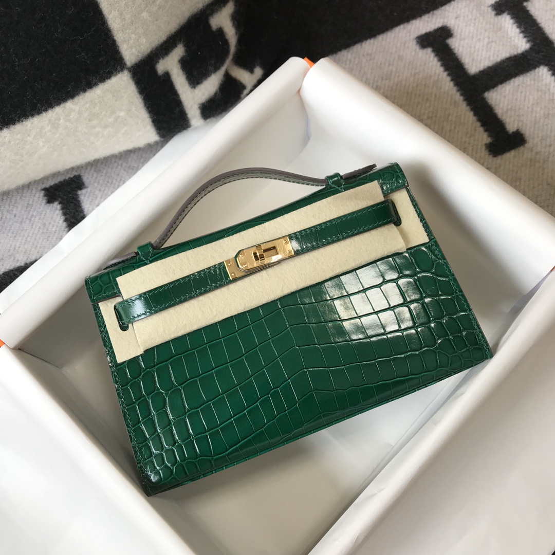 Hermes Mini Kelly Pouchette Crocodile Leather H230238 Green - Default Title - View 1