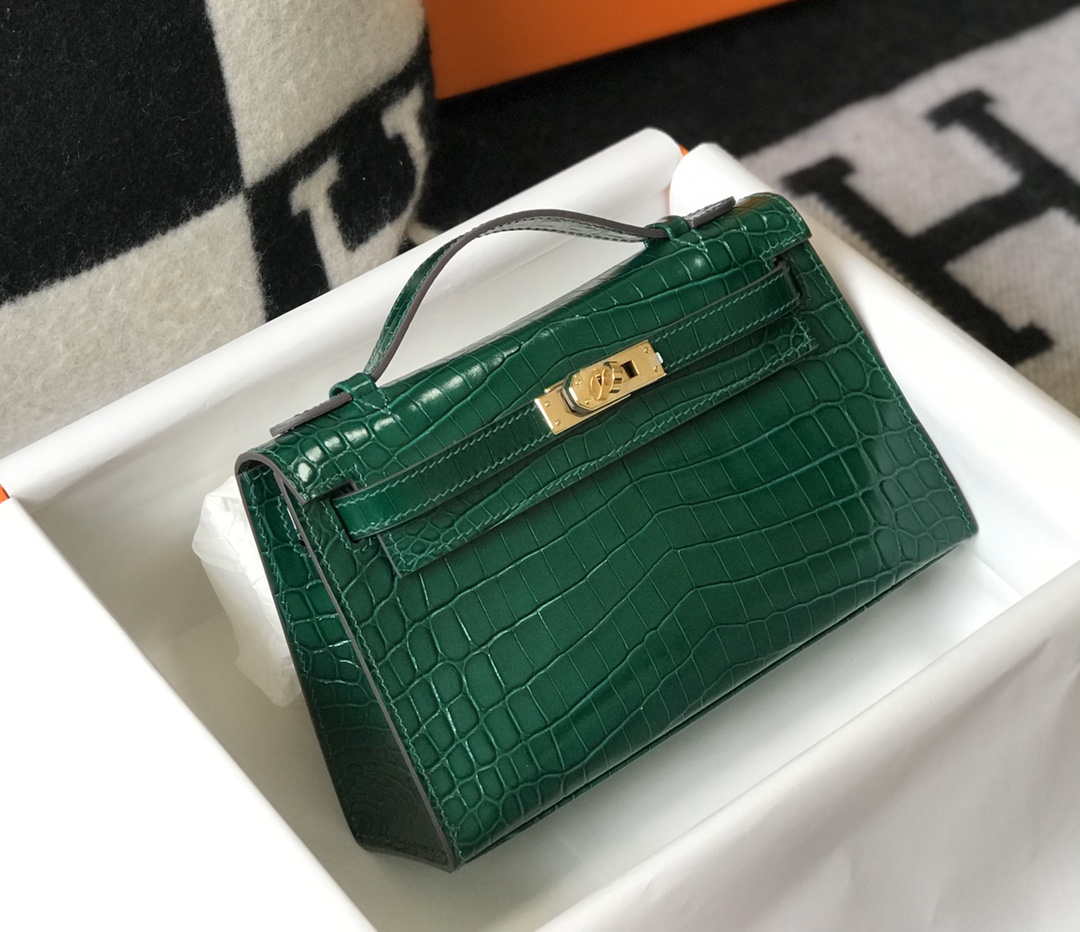 Hermes Mini Kelly Pouchette Crocodile Leather H230238 Green - Default Title - View 4