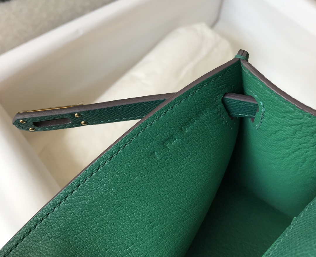 Hermes Mini Kelly Pouchette Epsom Leather H230242 Green