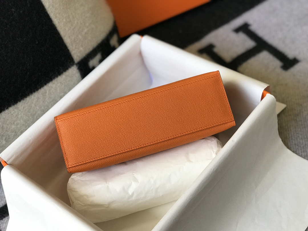 Hermes Mini Kelly Pouchette H230221 Orange