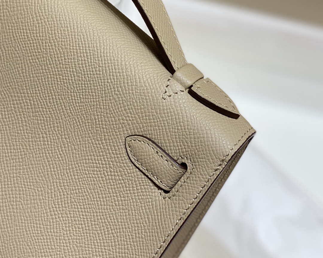 Hermes Mini Kelly Pouchette H230222 Epsom Leather Turtle Dove Grey