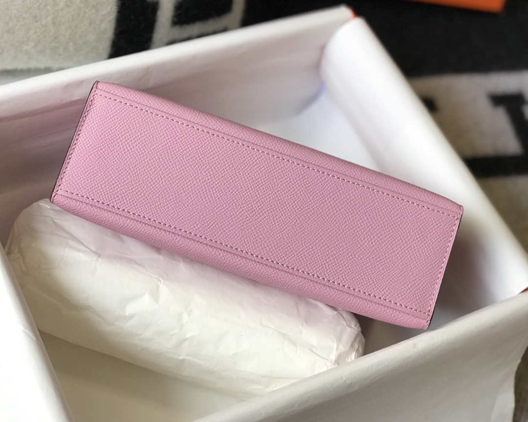 Hermes Mini Kelly Pouchette Epsom Leather H230226 Pink