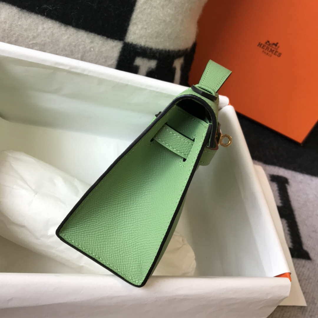 Hermes Mini Kelly Pouchette Epsom Leather H230229 Green