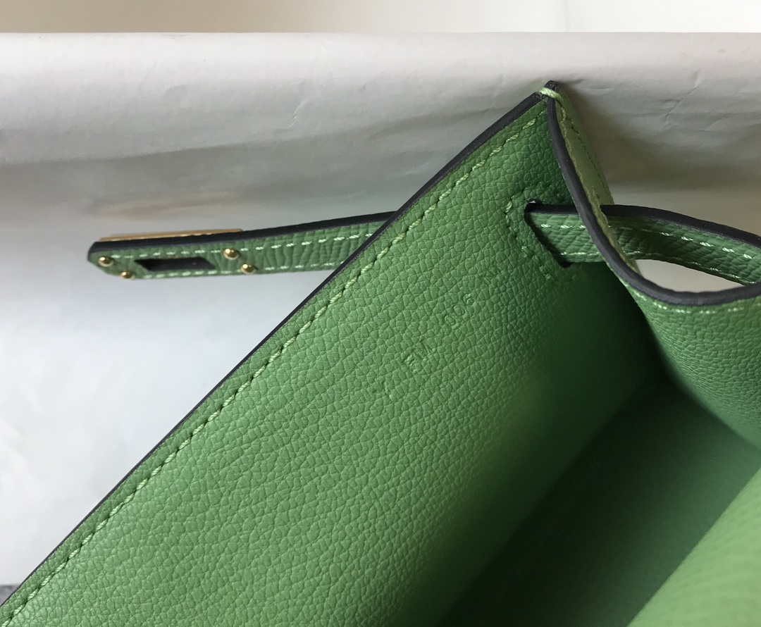 Hermes Mini Kelly Pouchette Epsom Leather H230229 Green