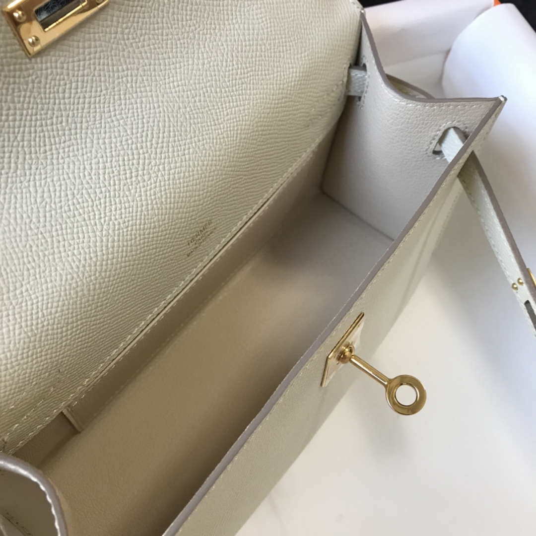 Hermes Mini Kelly Pouchette Epsom Leather H230230 White