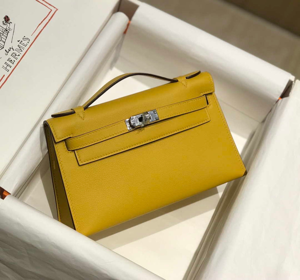 Hermes Kelly Pouchette Swift Leather clutch bag Silver H230257