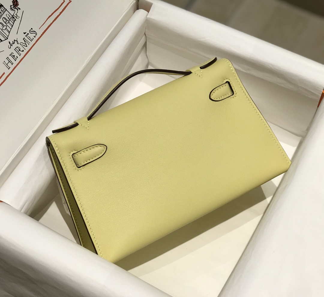 Hermes Kelly Pouchette Swift Leather clutch bag Silver H230260