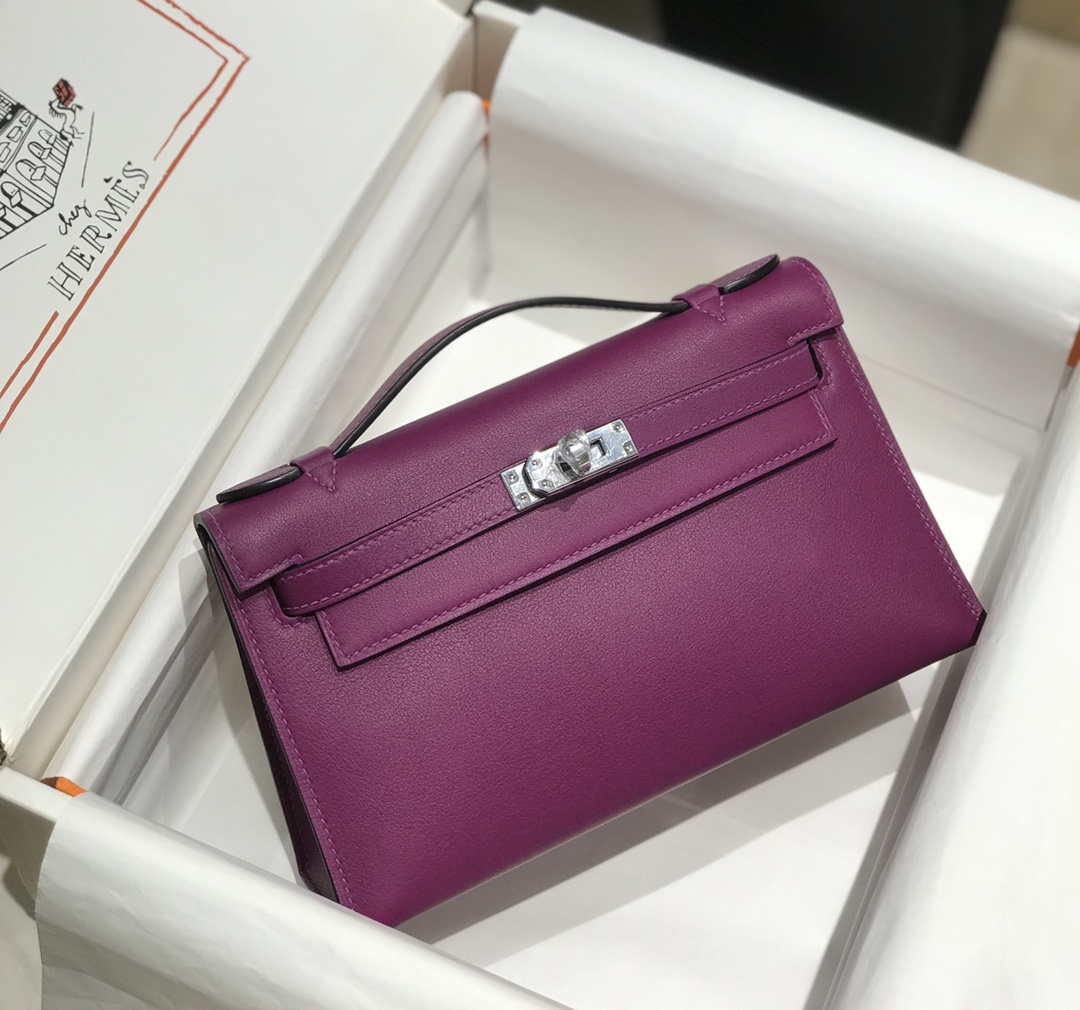 Hermes Kelly Pouchette Swift Leather clutch bag Silver H230261