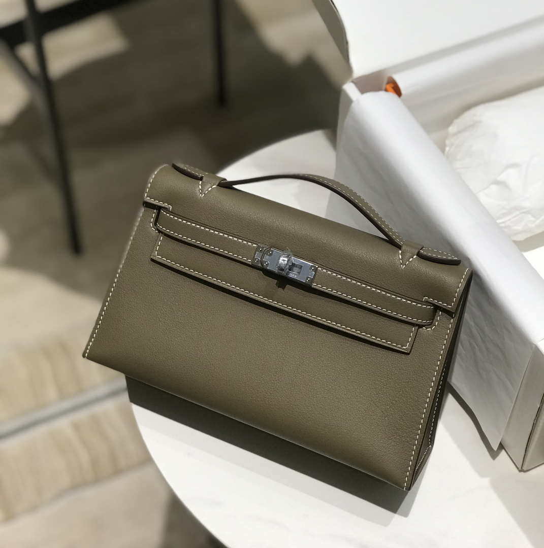 Hermes Kelly Pouchette Swift Leather clutch bag Silver H230262 - Default Title - View 3