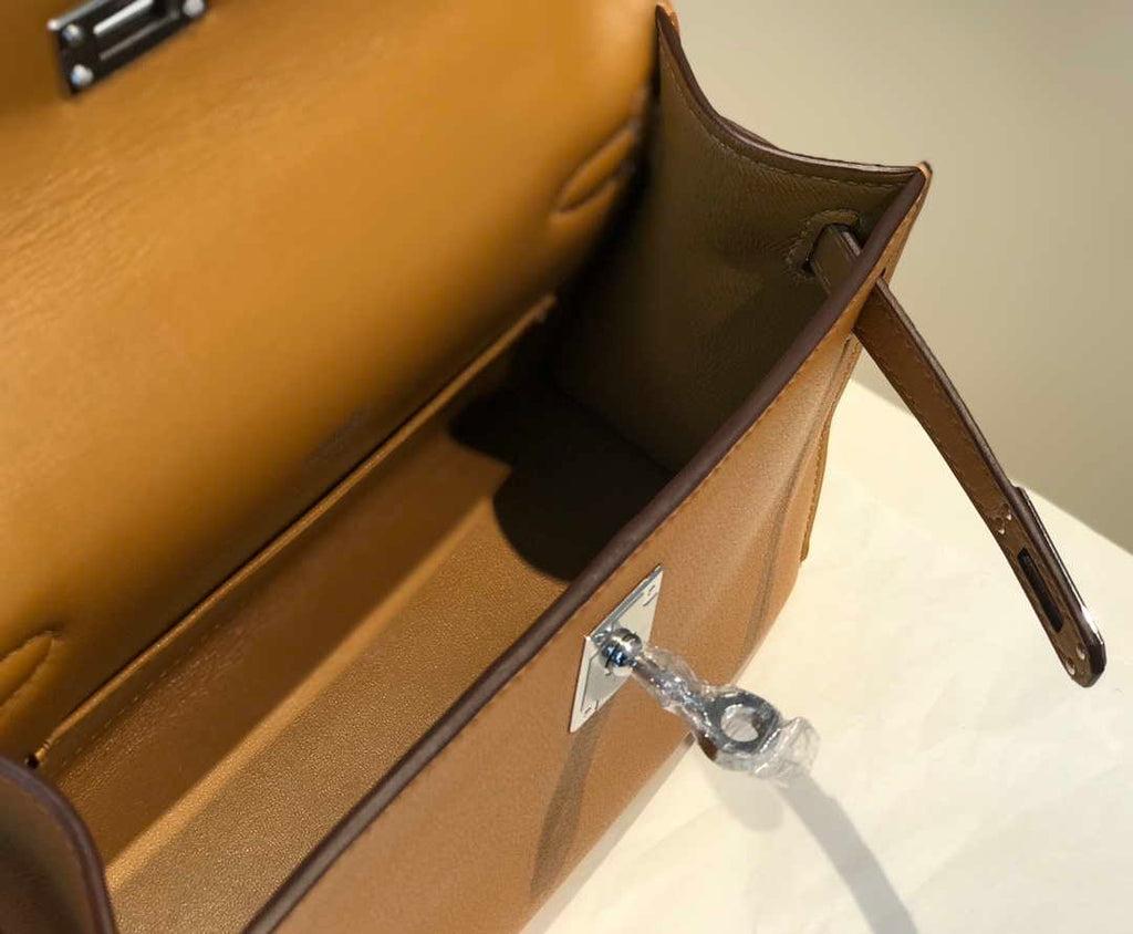 Hermes Kelly Pouchette Swift Leather clutch bag Silver H230264