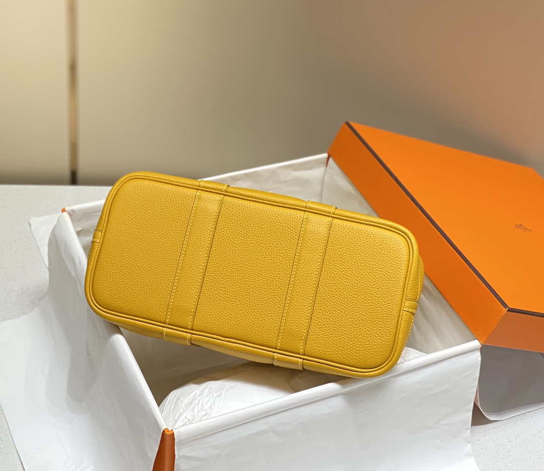 Hermes Yellow Clemence Garden Party 30cm Bag H239041 - Default Title - View 4
