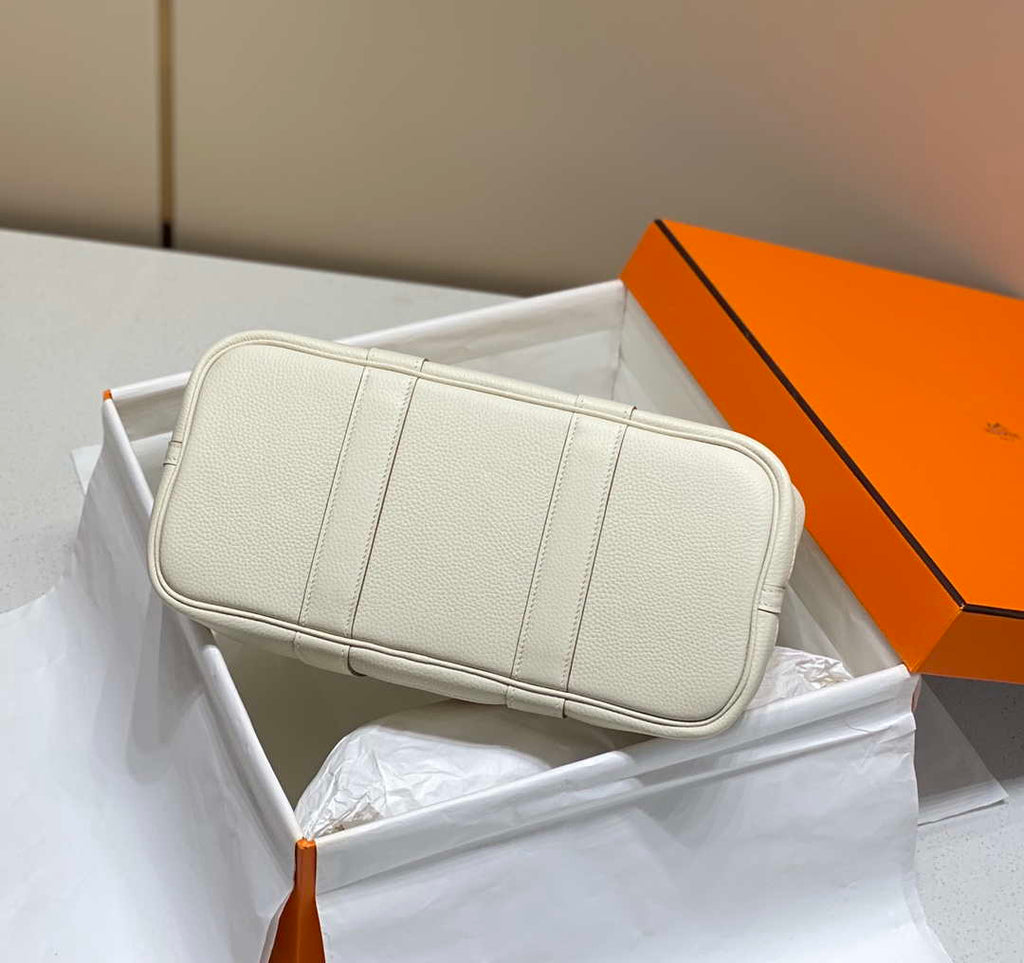 Hermes Beige Clemence Garden Party 30cm Bag H239042