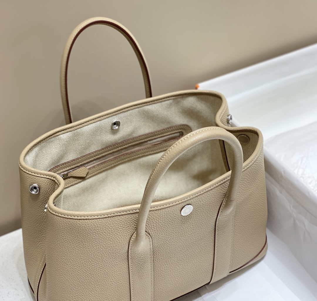 Hermes Light Gray Clemence Garden Party 30cm Bag H239045