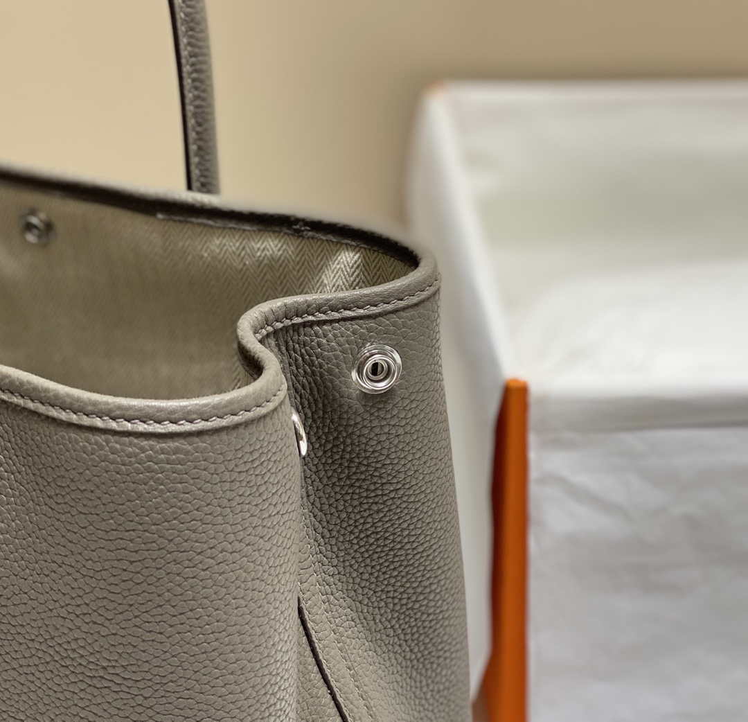 Hermes Light Dark Clemence Garden Party 30cm Bag H239046