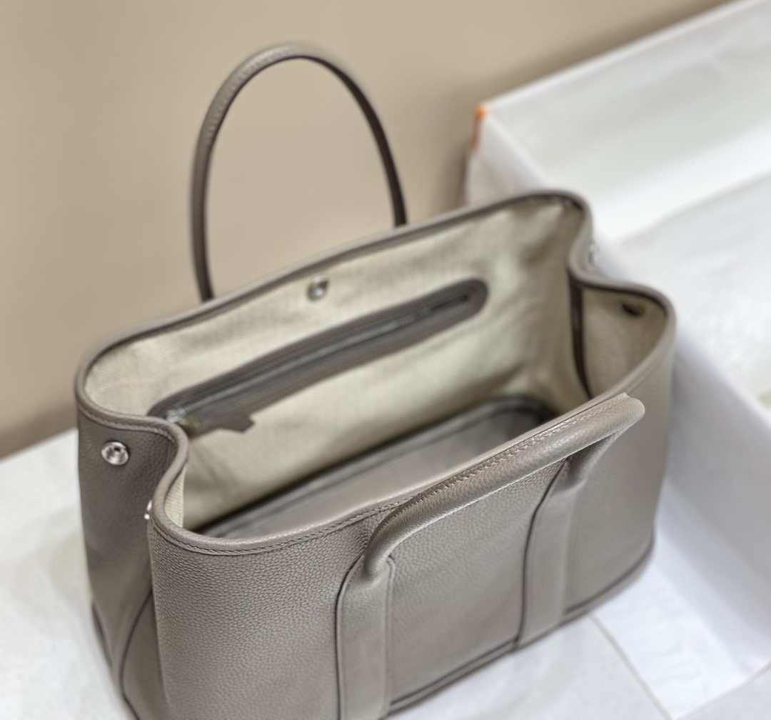 Hermes Light Dark Clemence Garden Party 30cm Bag H239046
