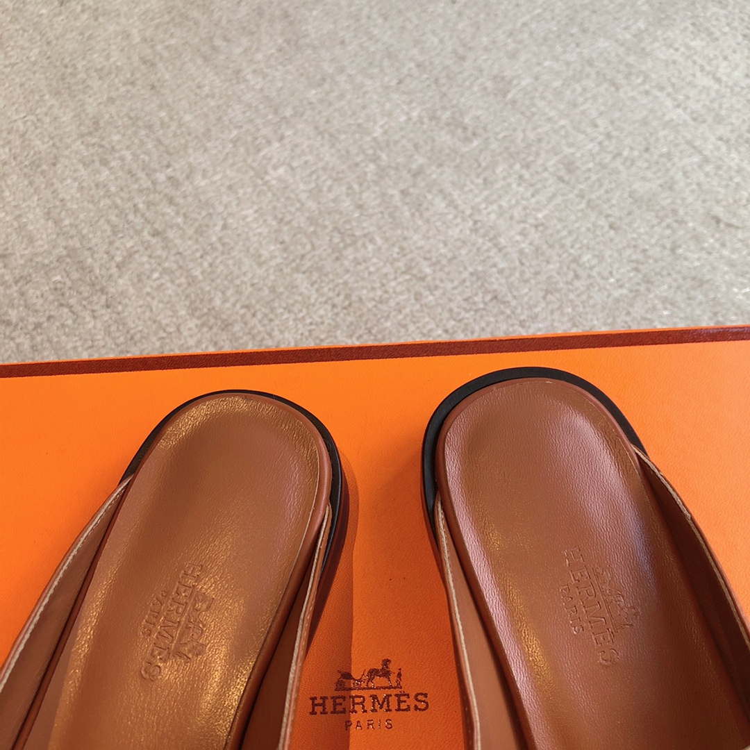 Hermes OZ Mule H212296Zv02340 Shoes H990018