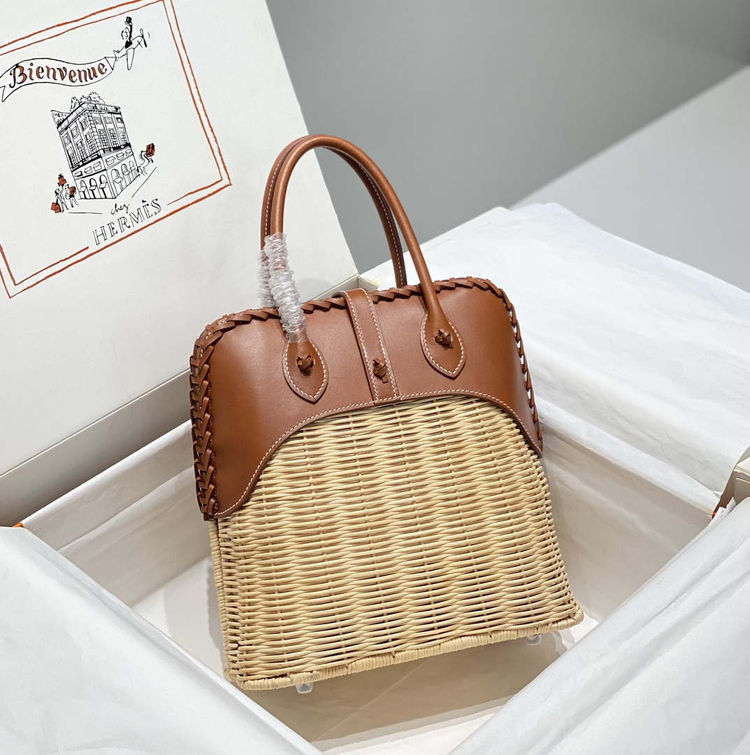 Hermes Picnic Bolide Barenia Palladium Hardware H21809 - Default Title - View 2