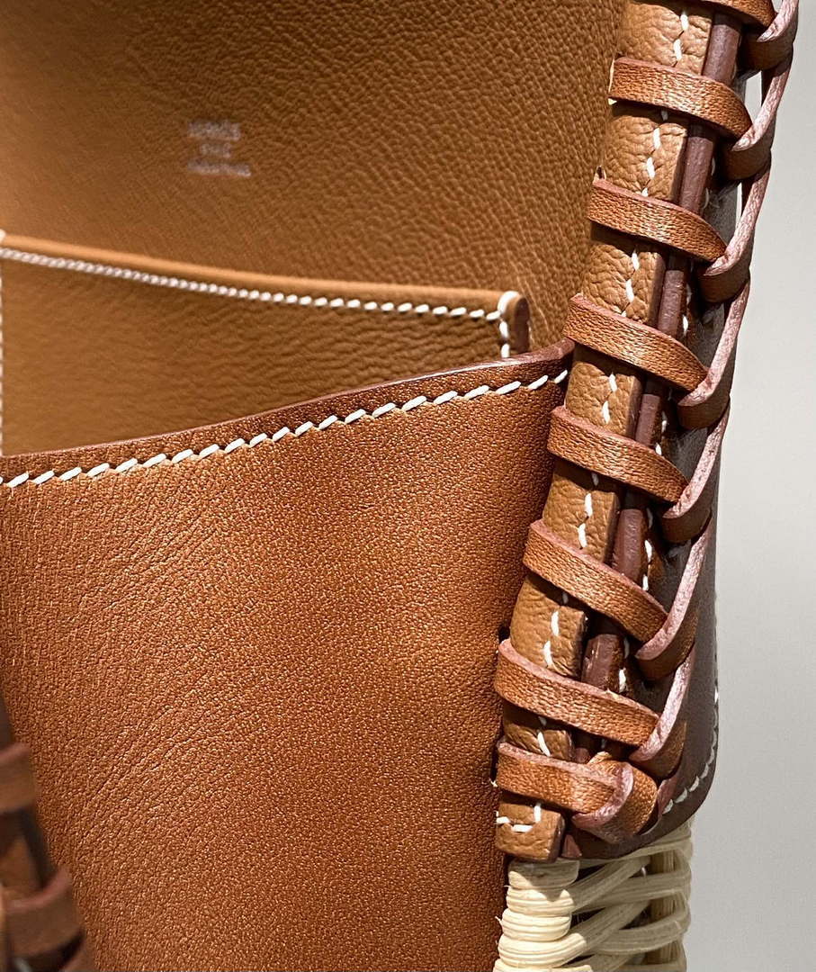 Hermes Picnic Bolide Barenia Palladium Hardware H21809