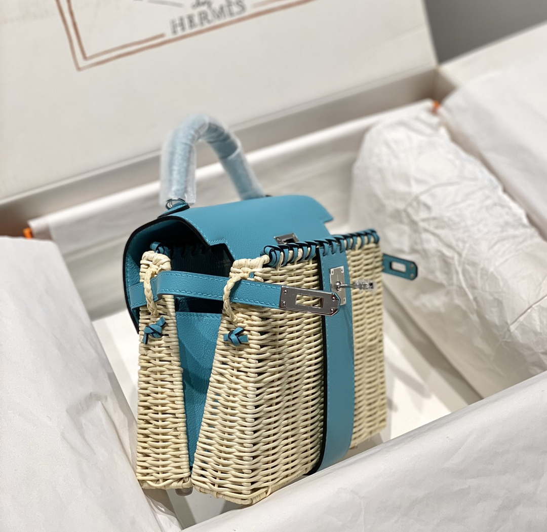 Hermes Picnic Sellier Kelly 22 Barenia Palladium Hardware H21805