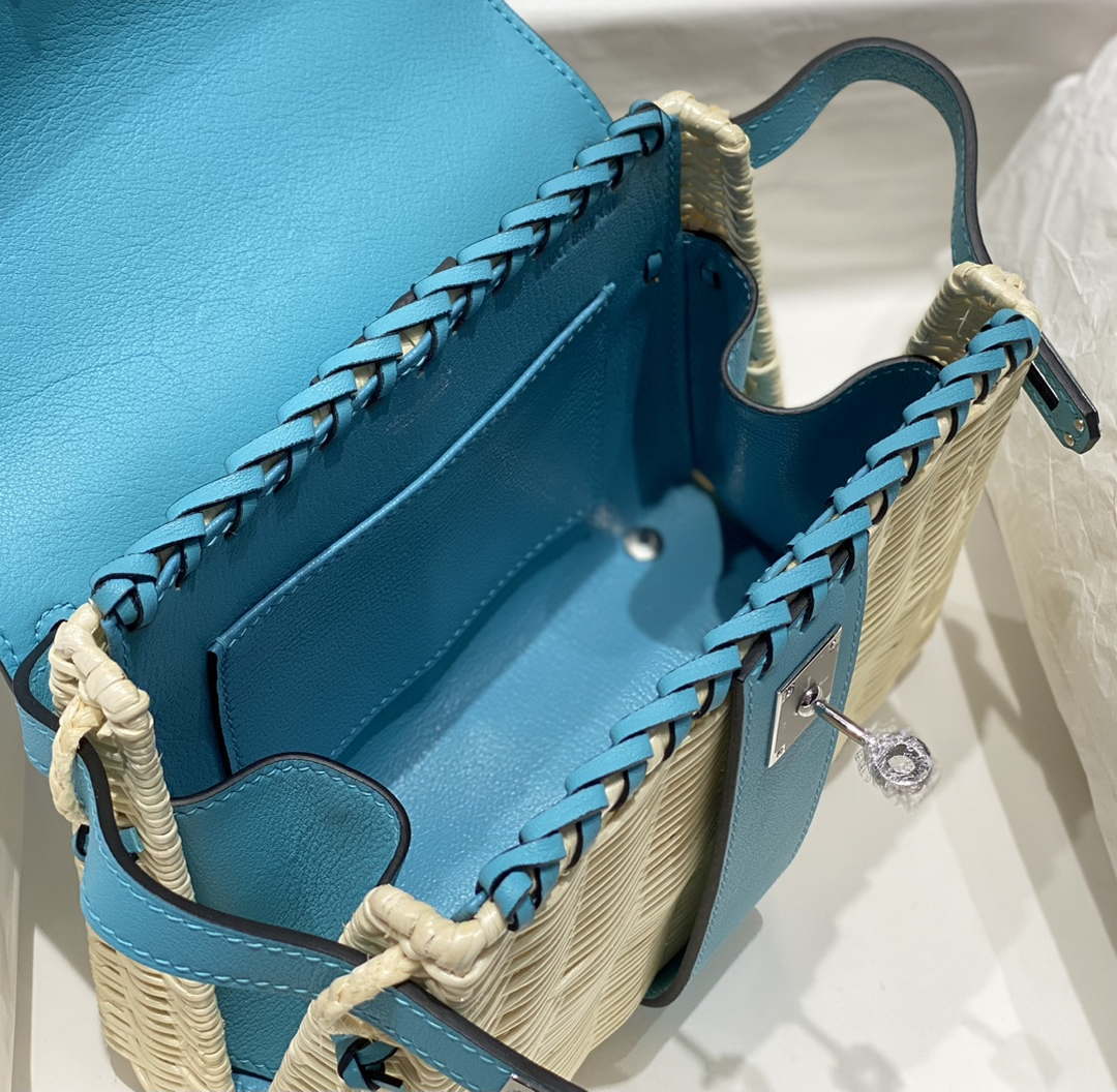 Hermes Picnic Sellier Kelly 22 Barenia Palladium Hardware H21805